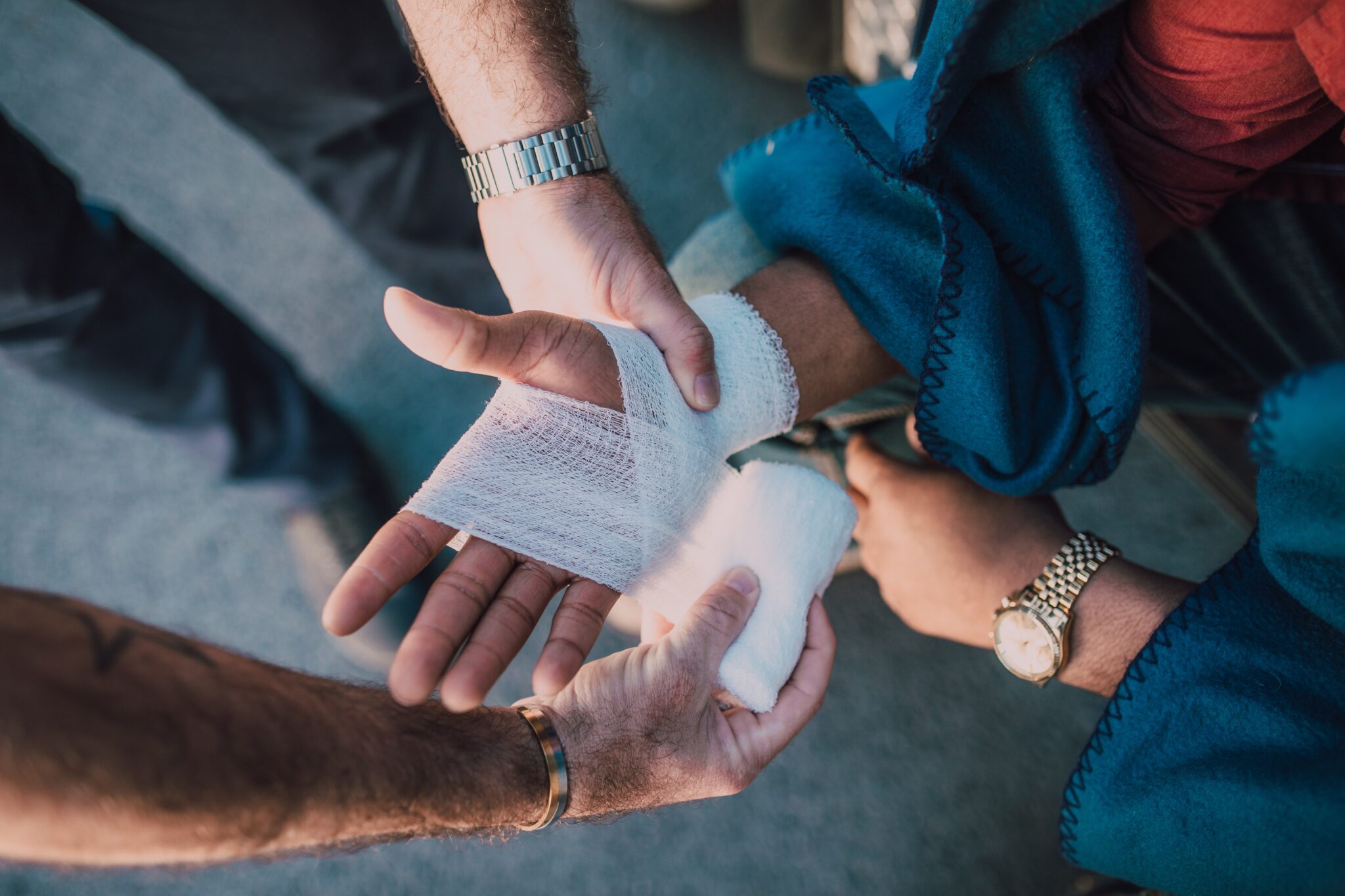 How long does a first aid certificate last? Industry